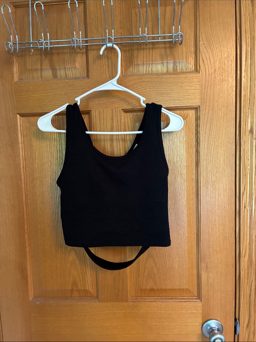 Black Women's Ribbed Cut out Crop Tank Top
